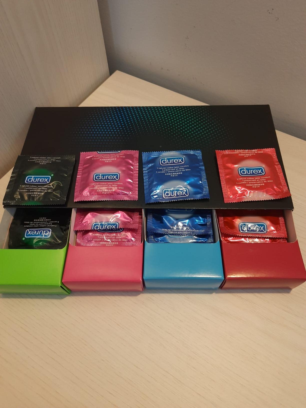 Durex Surprise Me preservativi assortiti 40 pz rilievi