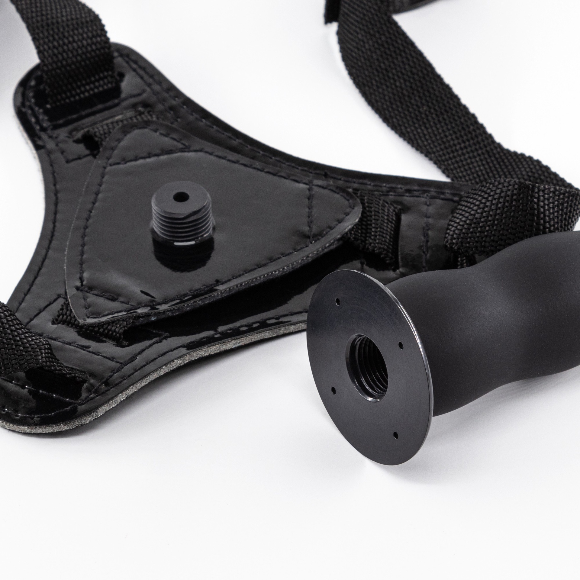 Crushious Snapper strap-on con dildo in silicone