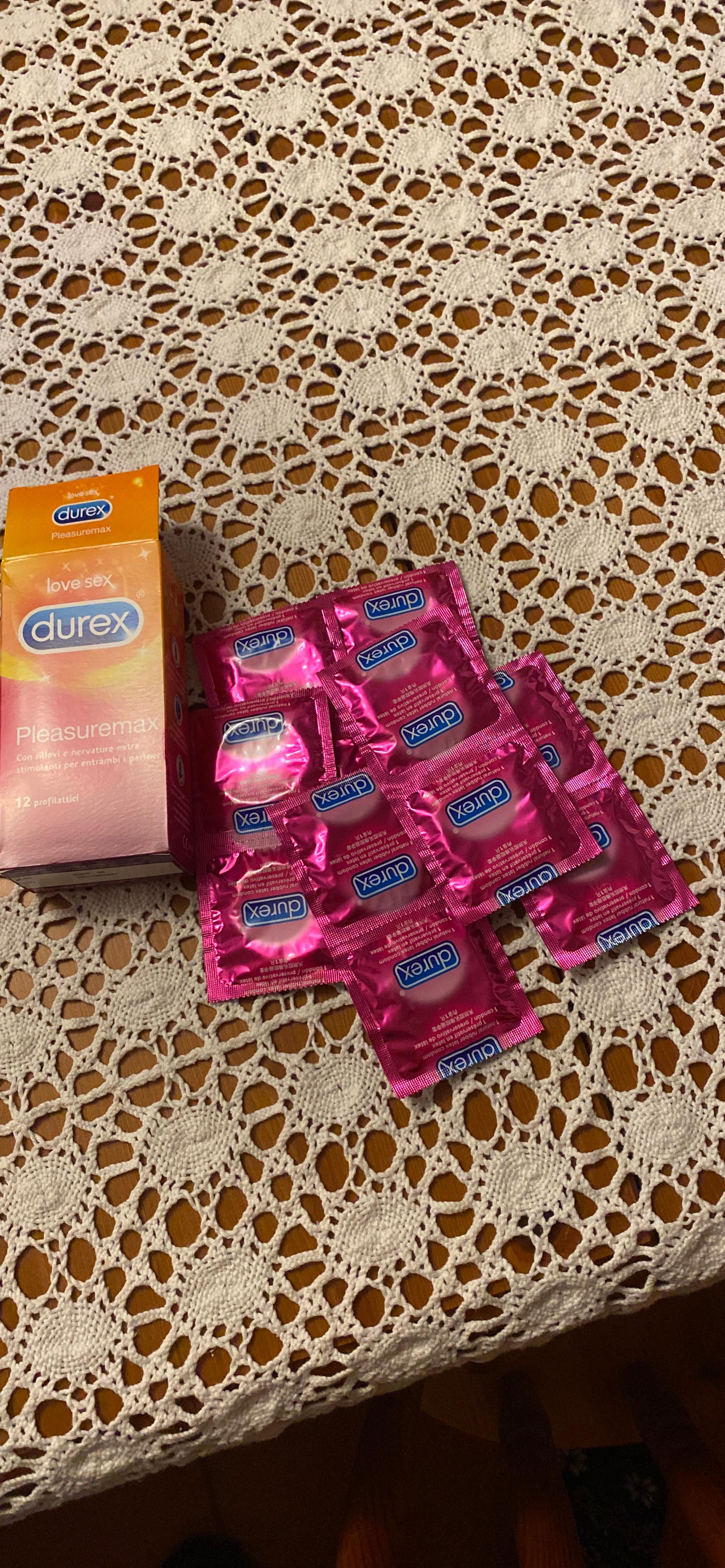 Durex Pleasuremax preservativi con nervature 12 pezzi