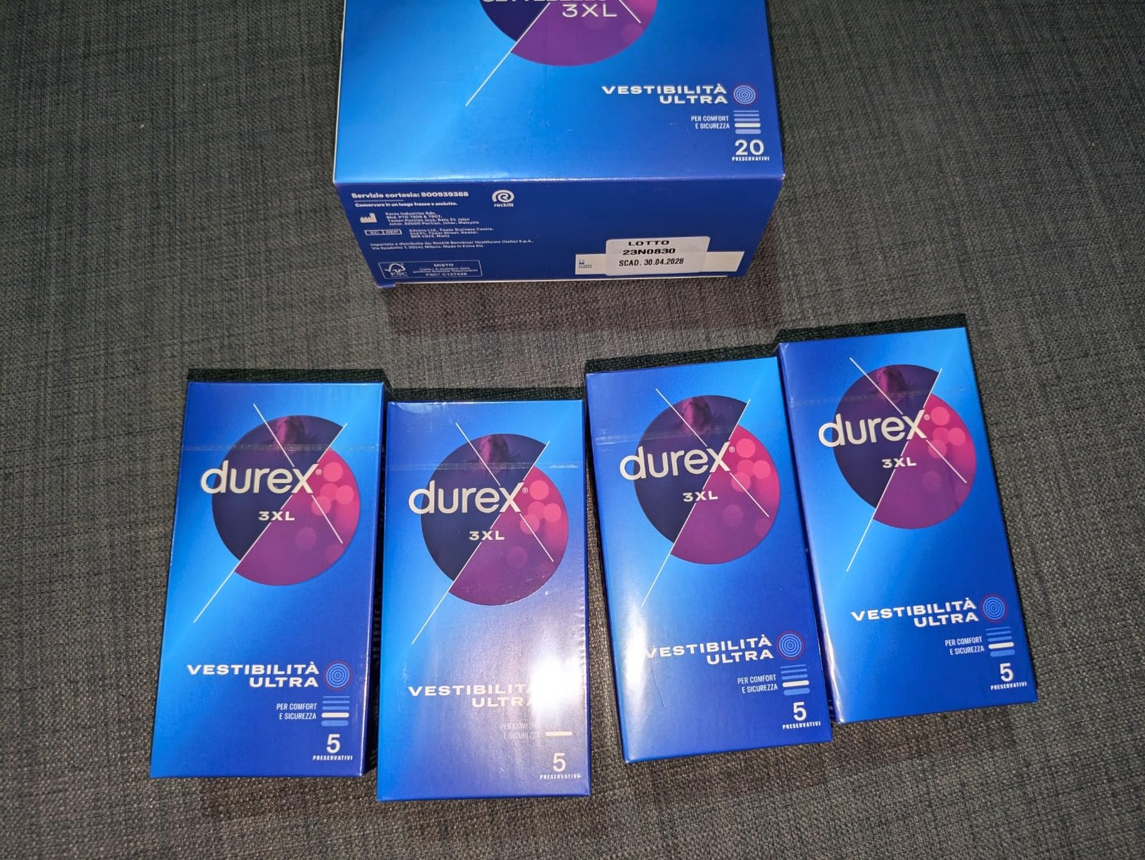 Durex Jeans 3XL preservativi 20 pezzi larghi 64 mm