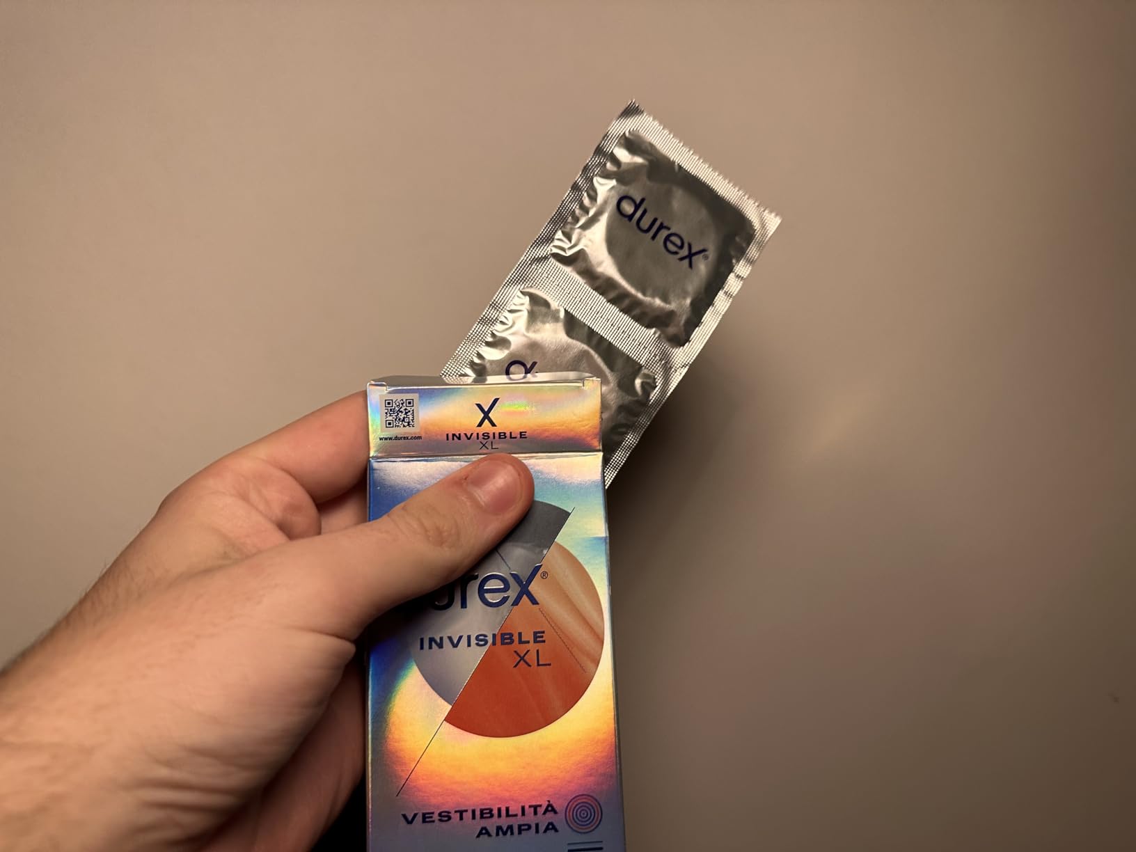 Durex Supersottile Invisible XL preservativi 12 pezzi sottili
