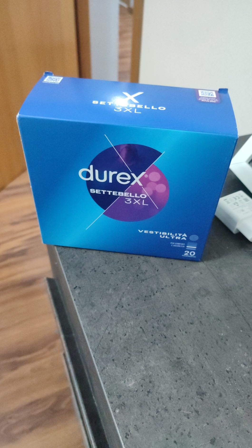 Durex Jeans 3XL preservativi 20 pezzi larghi 64 mm