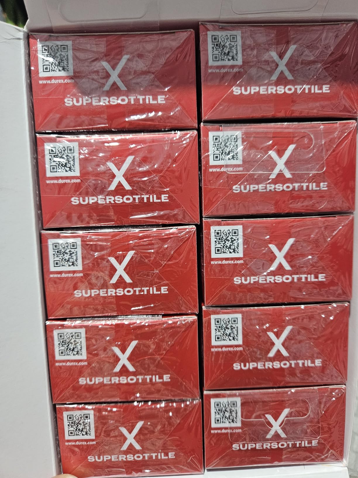 Durex SuperSottile preservativi 12 pezzi + calzini