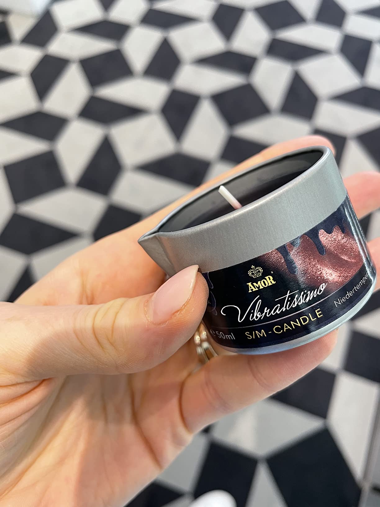 AMOR Vibratissimo Mystic Black Candela Massaggio 50 ml