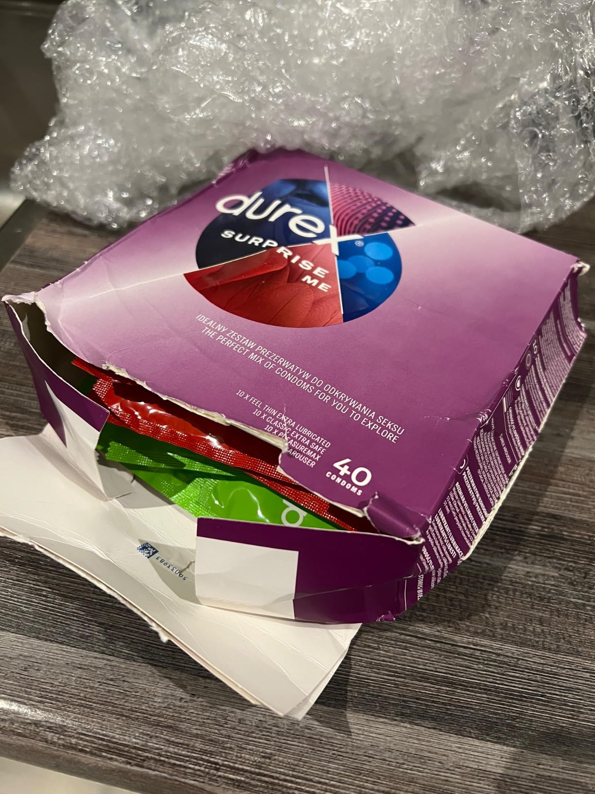 Durex Surprise Me preservativi assortiti 40 pz rilievi