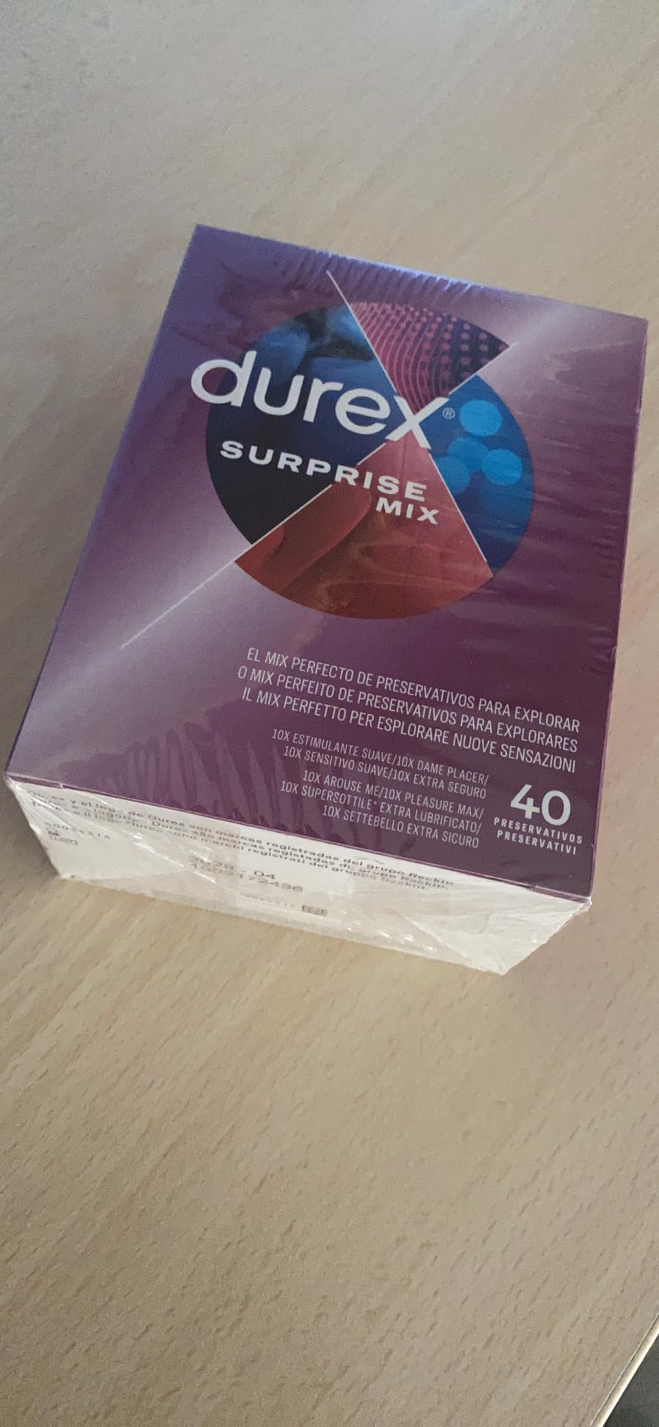Durex Surprise Mix preservativi assortiti 40 pezzi stimolanti