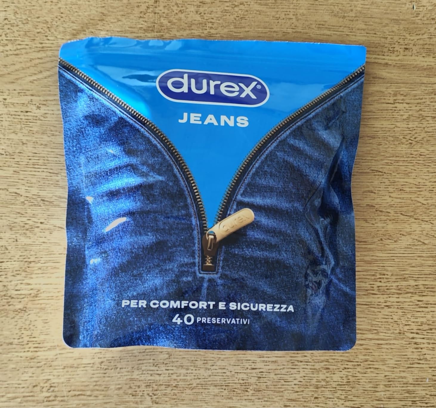 Durex Settebello Jeans preservativi classici 56 mm 40 pezzi regular