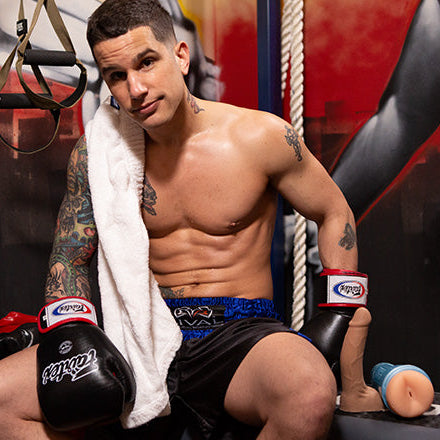 Fleshjack Pierre Fitch Scorpio masturbatore anale stretto