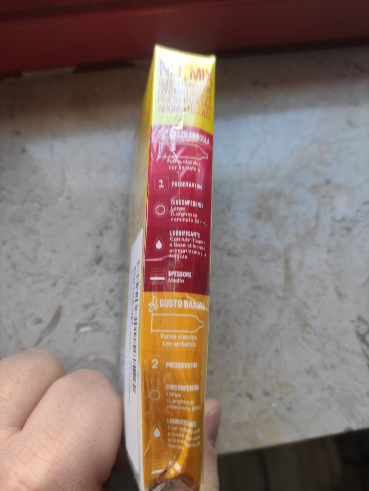 Durex Tropical preservativi aromatizzati 6 pezzi frutta