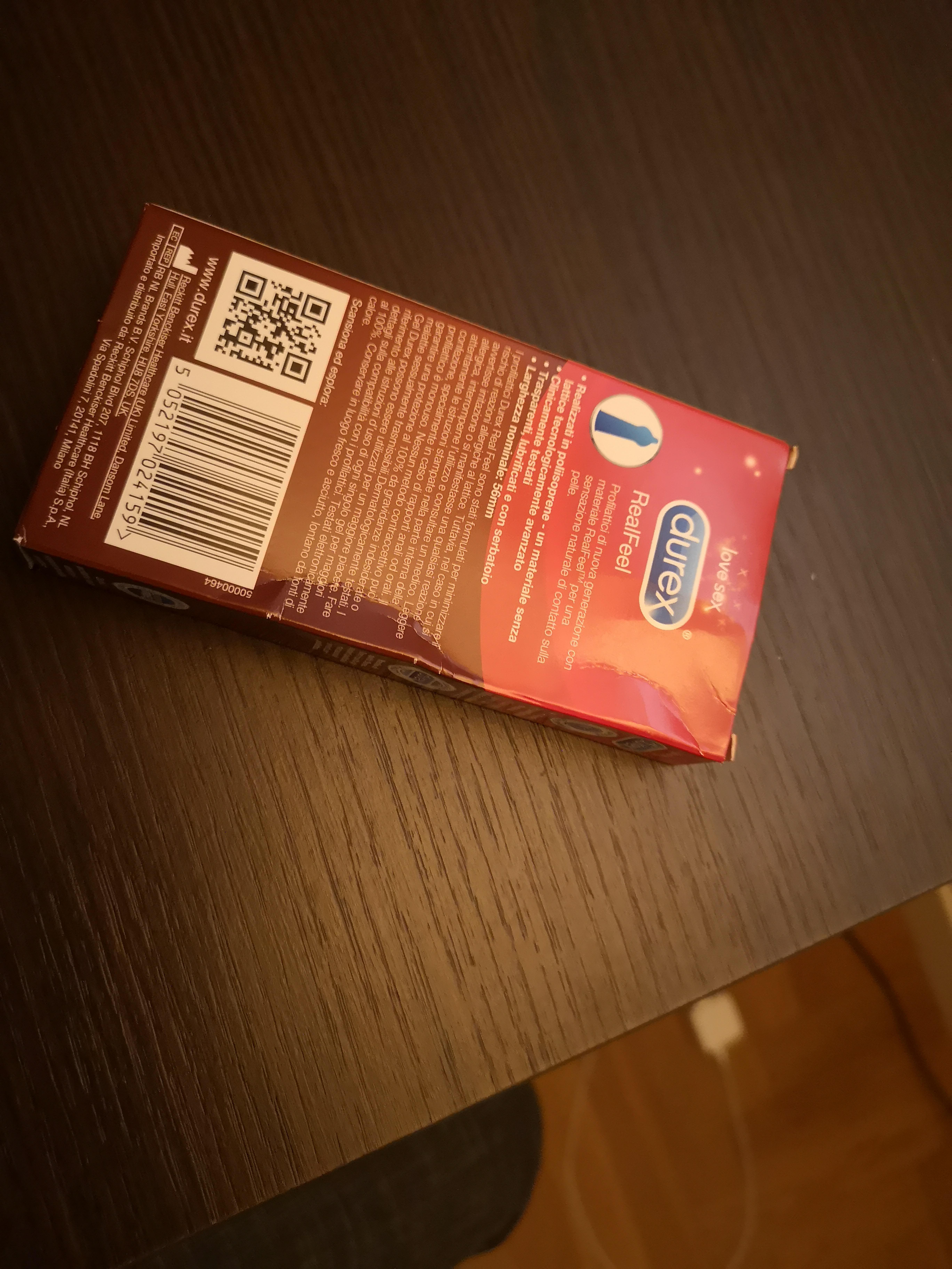 Durex Real Feel preservativi senza lattice 6 pezzi