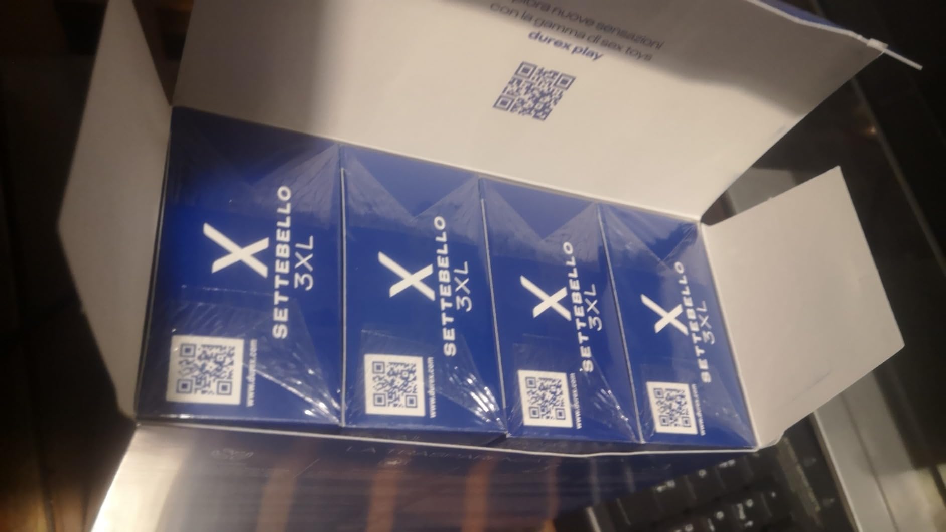 Durex Jeans 3XL preservativi 20 pezzi larghi 64 mm